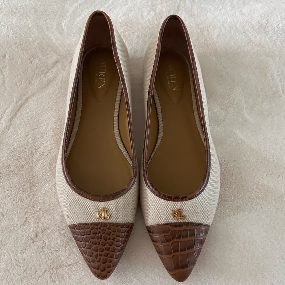 Ralph Lauren pointed flats